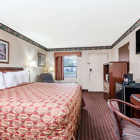 Motel Super 8 By Wyndham Cleveland Zewnętrze zdjęcie
